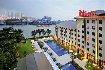 Ibis Bangkok Riverside 